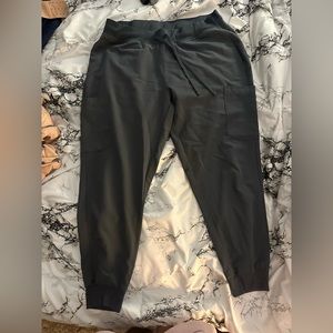 Mandala scrub pants, Pewter, size large petite